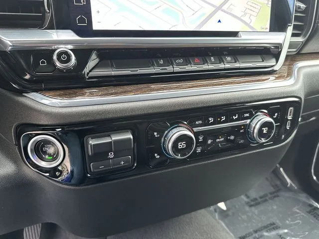 Used 2024 White GMC SLE image 19