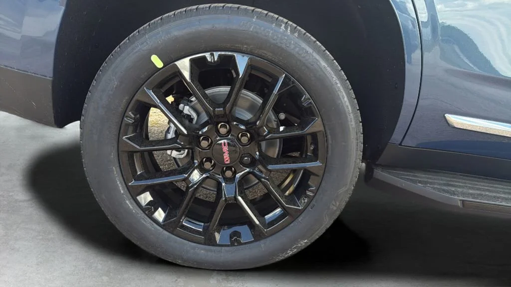 New 2026 Downpour Metallic GMC Elevation image 18