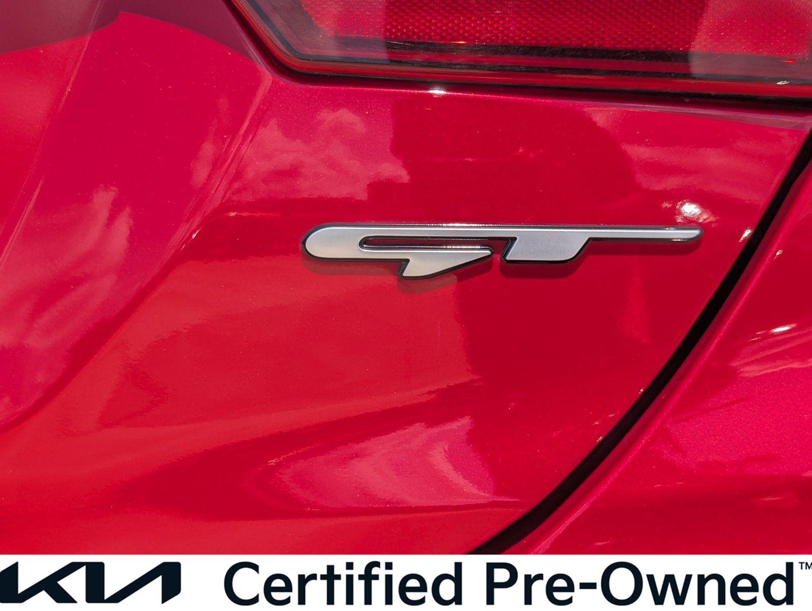 Used 2022 Currant Red Kia GT image 7