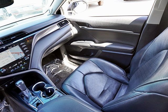 Used 2019 Beige Toyota XSE V6 image 31