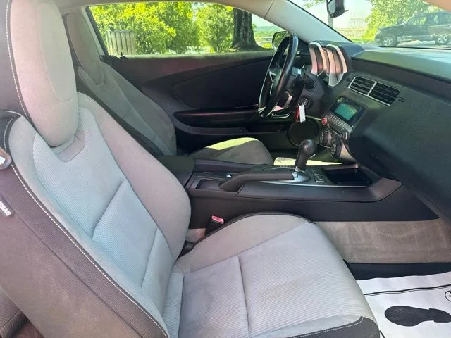 Used 2010 Gray Chevrolet 1LT image 10
