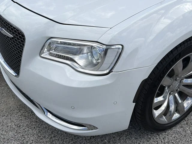 Used 2018 White Chrysler Limited image 8