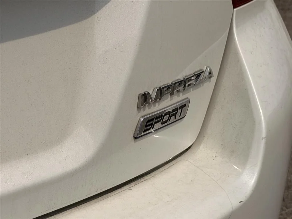 Used 2015 White Subaru 2.0i Sport Premium image 10