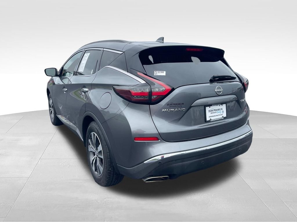 Used 2023 Gray Nissan SV image 3
