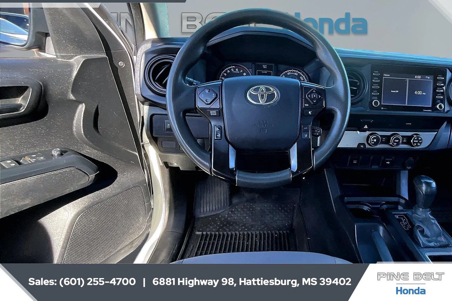 Used 2022 White Toyota SR image 5