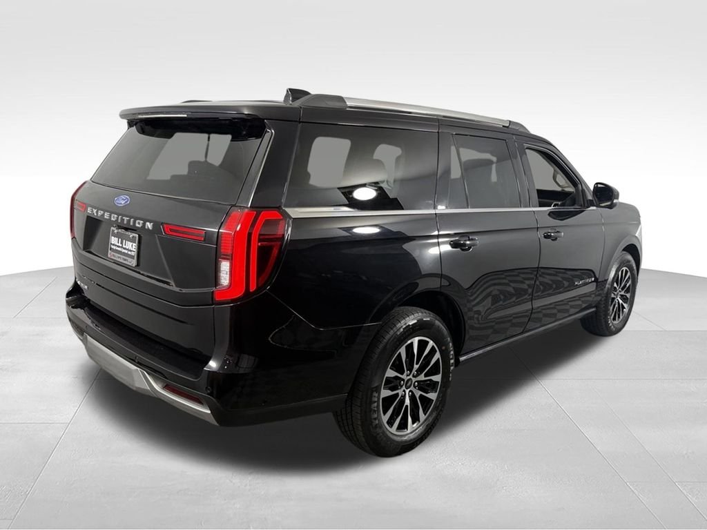 Used 2025 Black Metallic Ford Platinum image 7