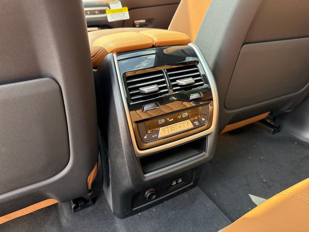 New 2026 Black BMW xDrive50e image 21