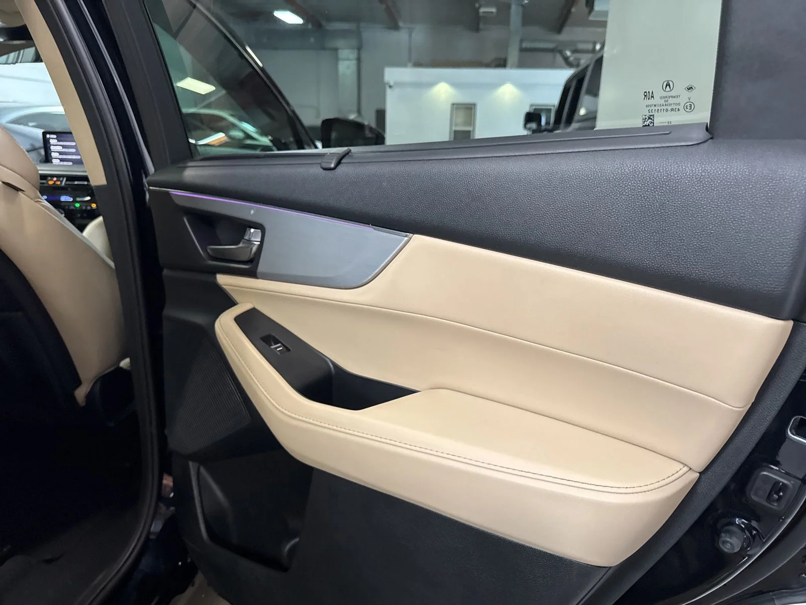 Used 2023 Black Acura Technology image 22