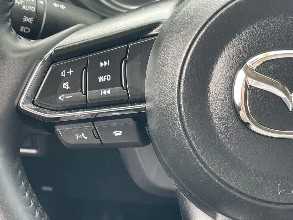 Used 2025 Platinum Quartz Metallic Mazda 2.5 S Preferred Package image 18