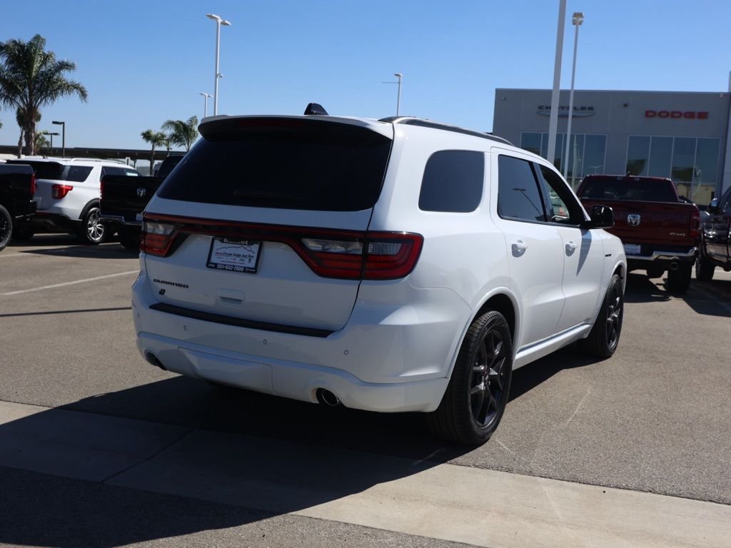 New 2026 White Knuckle Clear-Coat Exterior Paint Dodge GT Plus HEMI V8 image 3