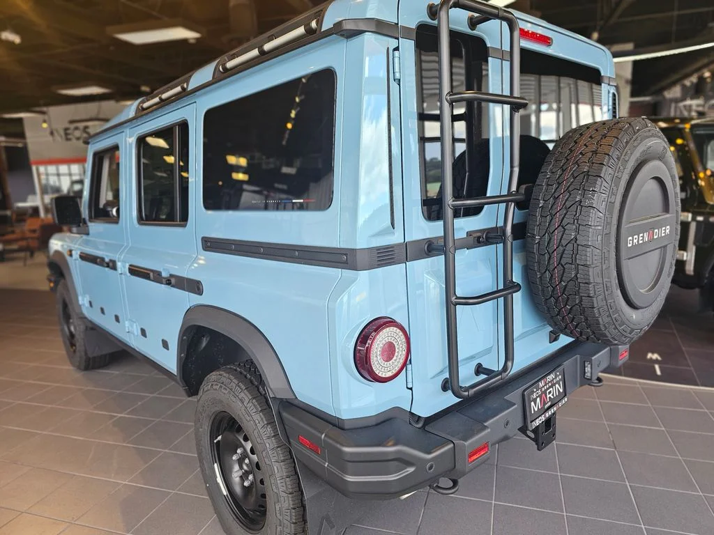 Vehicle Image 2