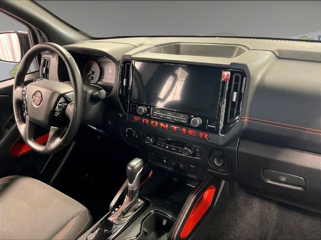 Used 2025 Black Nissan PRO-4X image 14