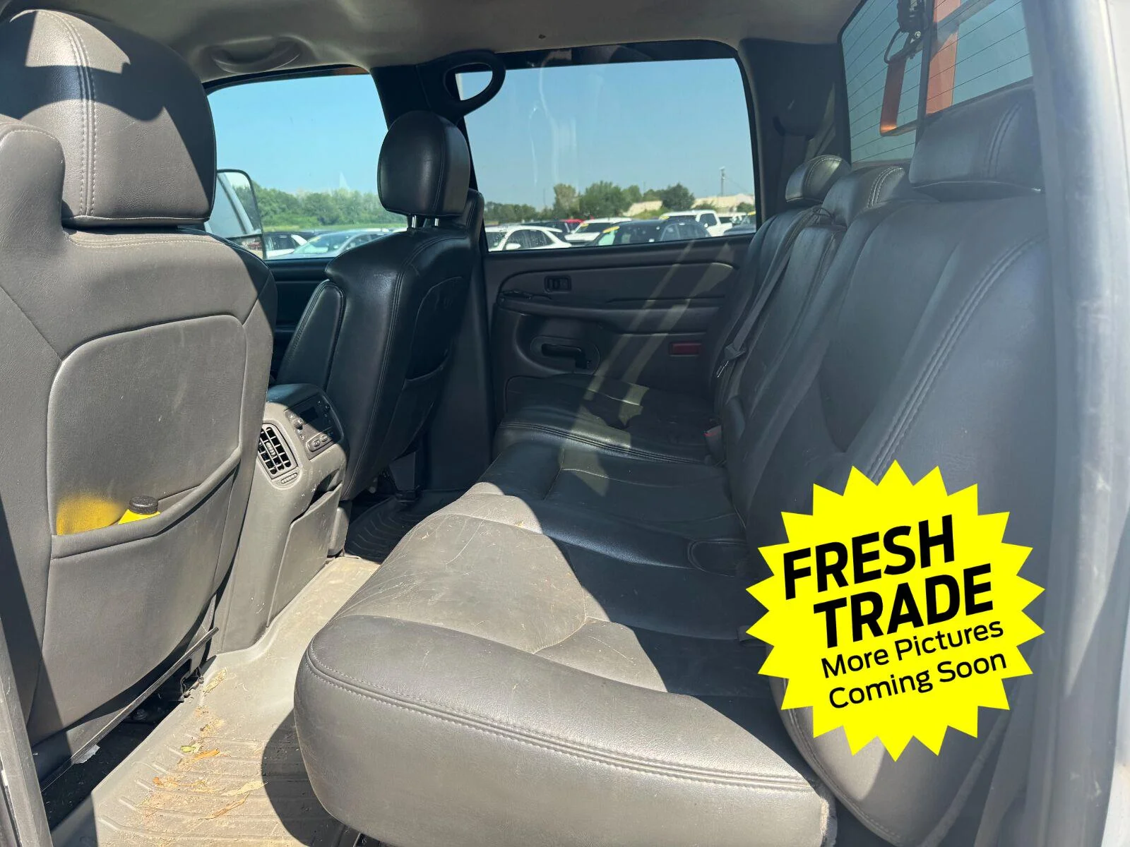 Used 2006 Black Chevrolet DRW LT3 image 7