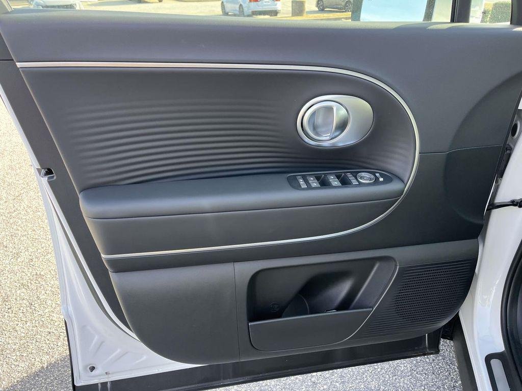 2026 Hyundai IONIQ 9 SEL - Photo 16