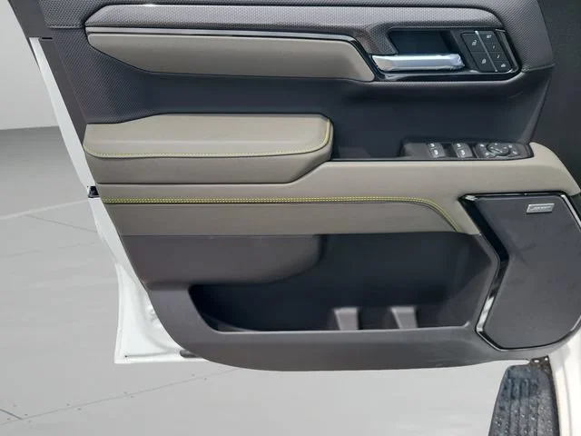 New 2026 Summit White Chevrolet ZR2 image 16
