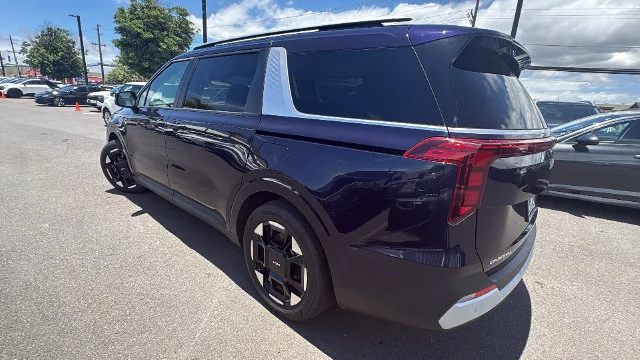 Used 2025 Blue Kia EX image 4