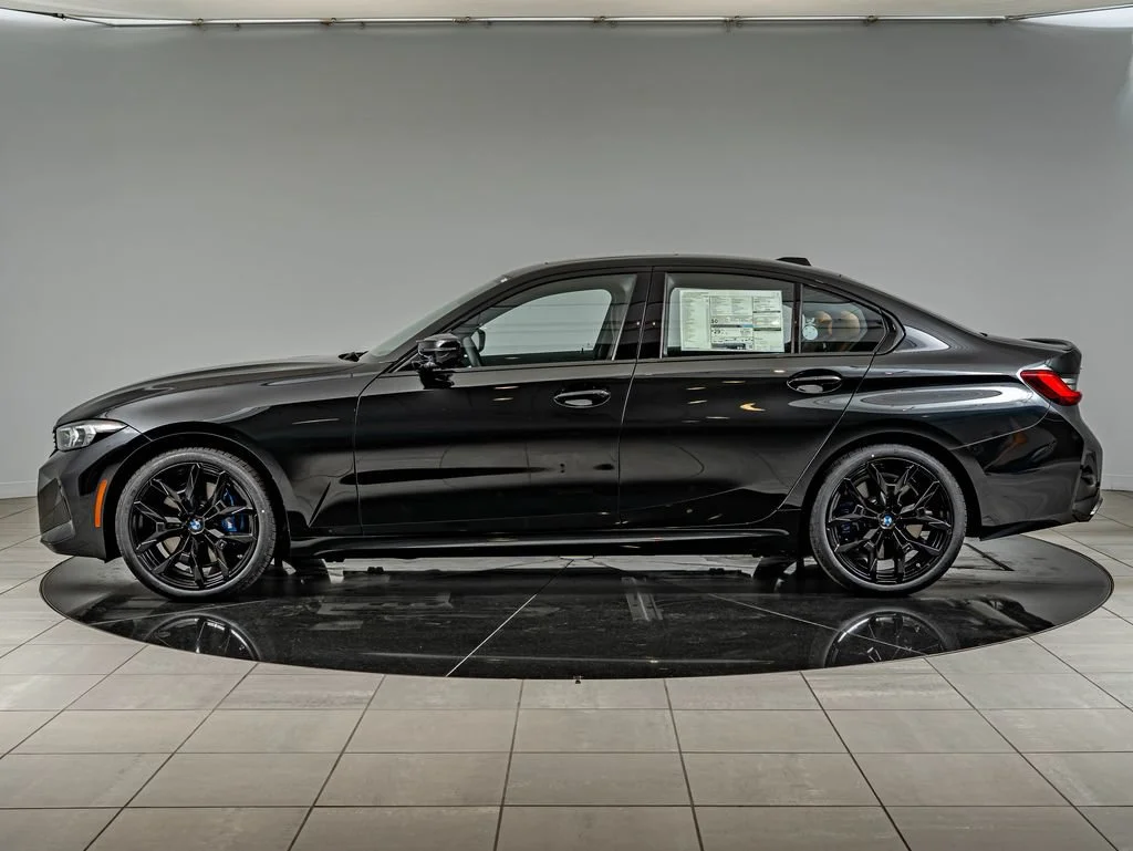 2026 BMW 3 Series M340i - Photo 8