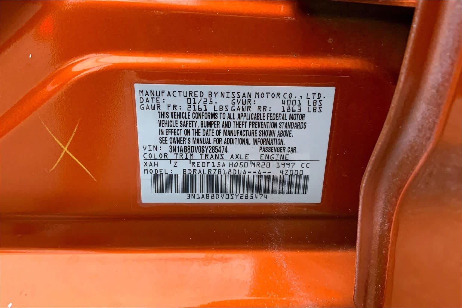 Used 2025 Monarch Orange Metallic/Super Black Nissan SR image 31