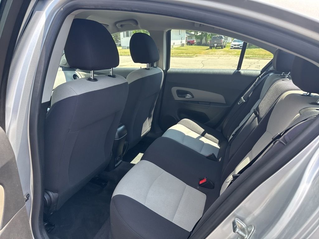 Used 2013 Silver Chevrolet LS image 25