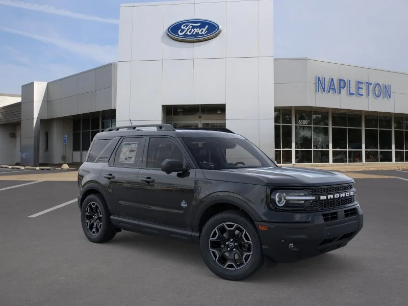 New 2025 Shadow Black Ford Outer Banks® image 19