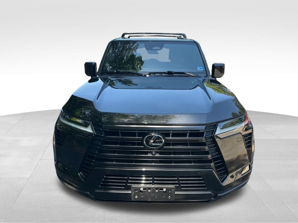 Used 2025 Black Lexus 550 Luxury image 9