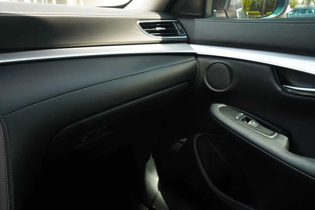 Used 2021 Black INFINITI LUXE image 26