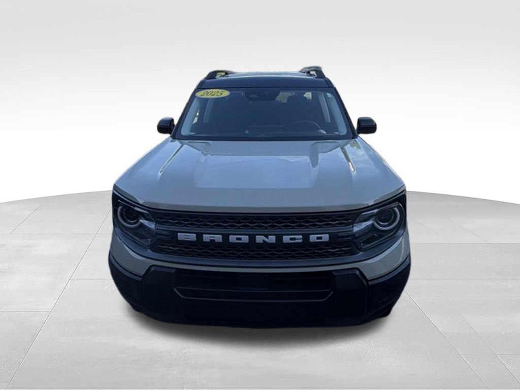 Used 2025 Beige Ford Big Bend image 3