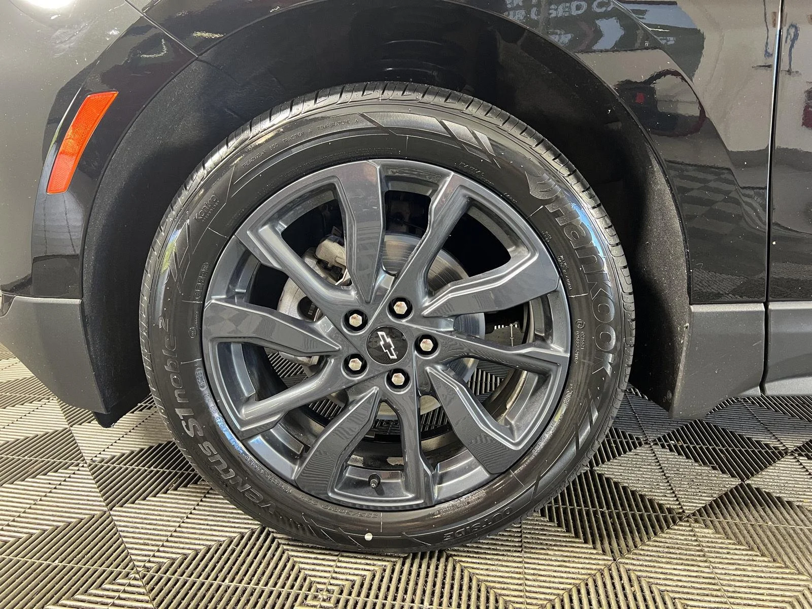 Used 2024 Mosaic Black Metallic Chevrolet RS image 31