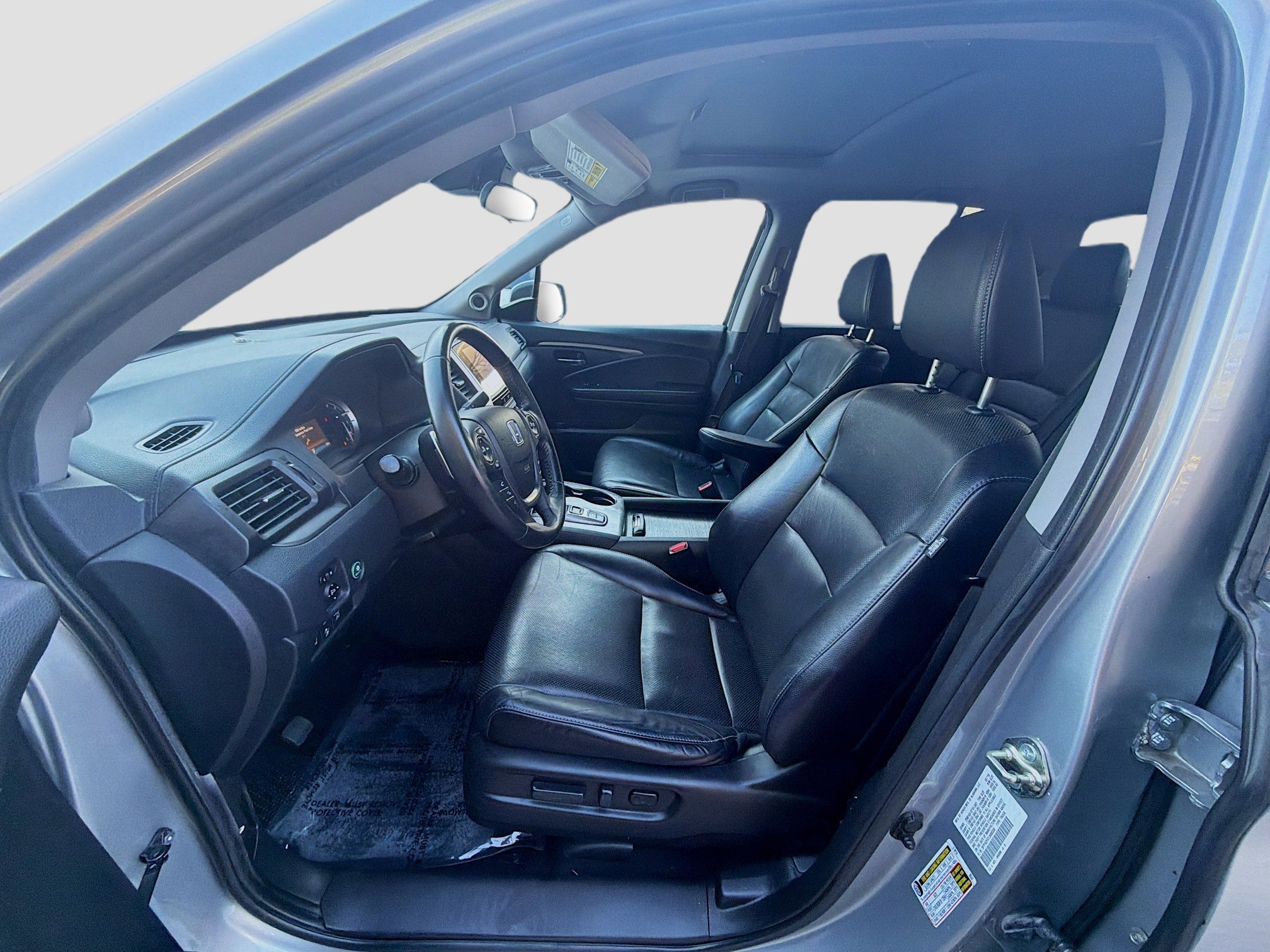 Used 2020 Silver Honda RTL image 16