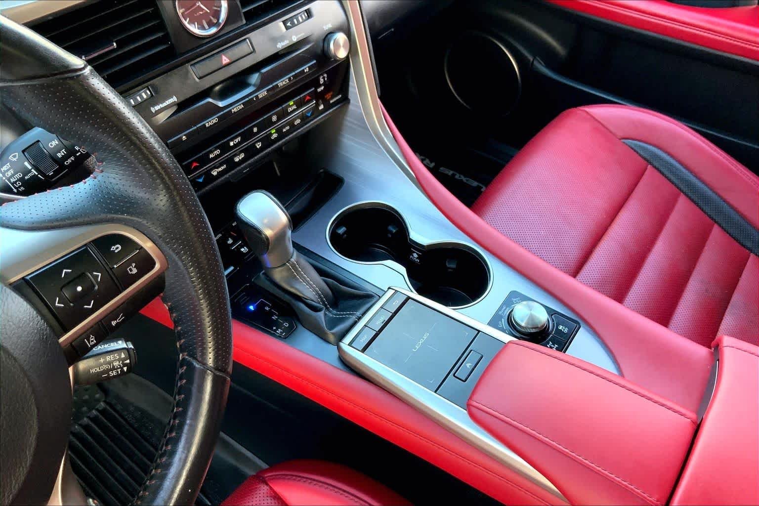 Used 2022 Ultra White Lexus F SPORT Handling image 31