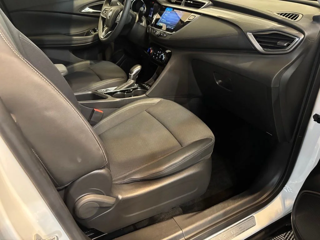 Used 2023 Summit White Buick Preferred image 9