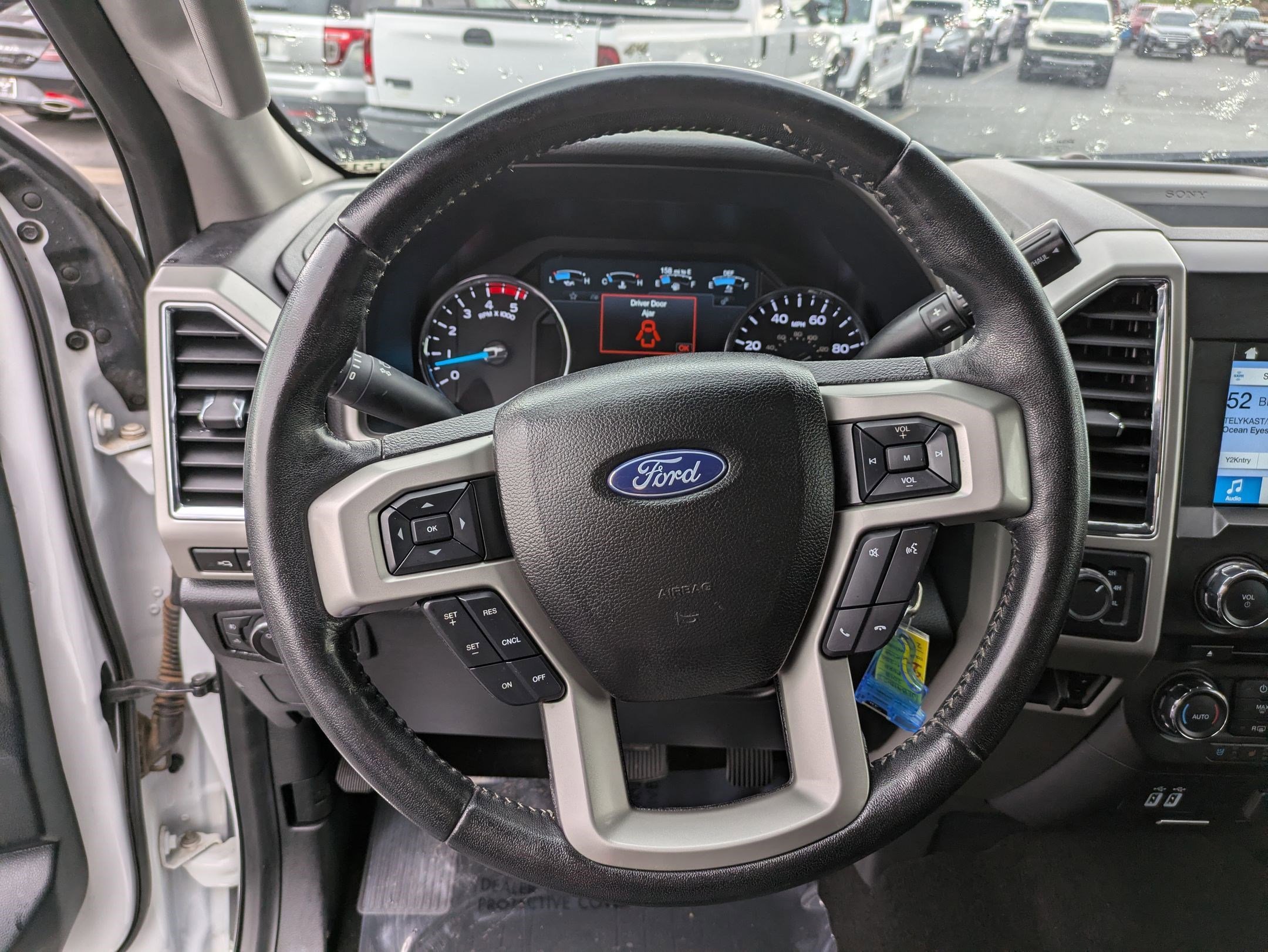 Used 2018 Oxford White Ford LARIAT image 15