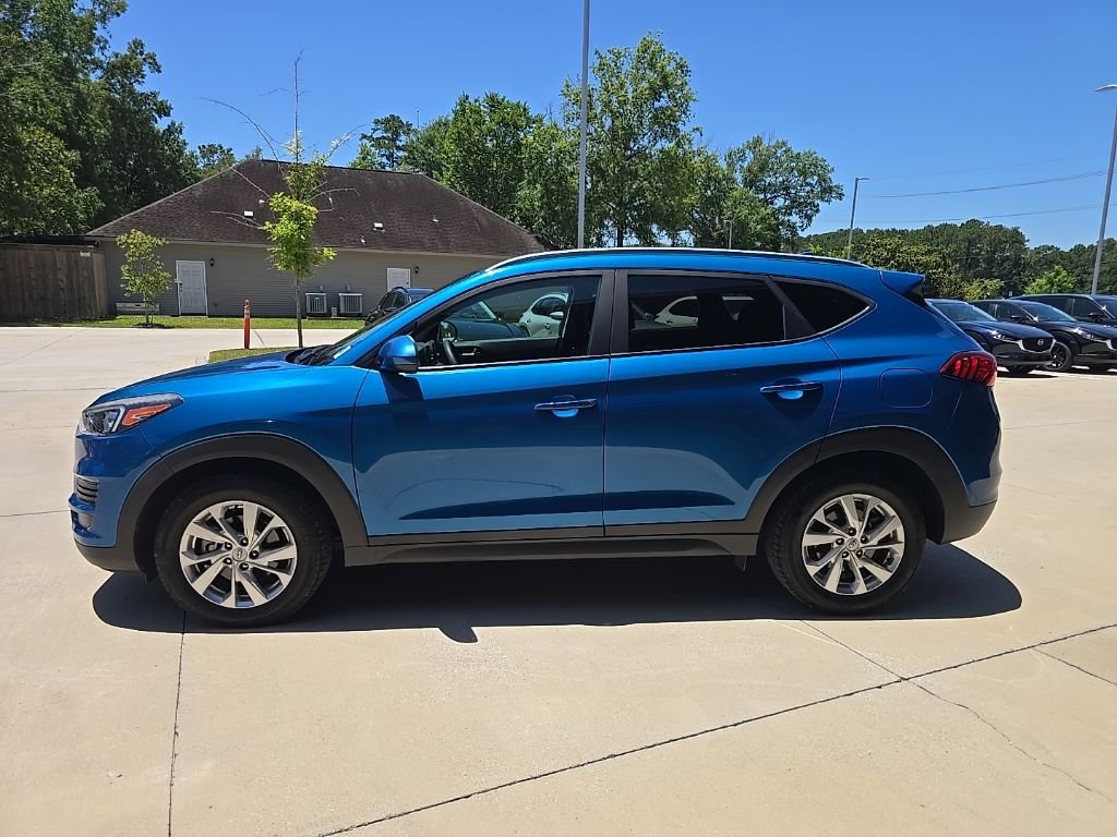 Used 2020 Blue Hyundai Value image 16