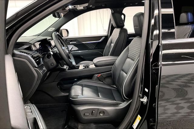 Used 2025 Ebony Twilight Metallic GMC Denali image 24