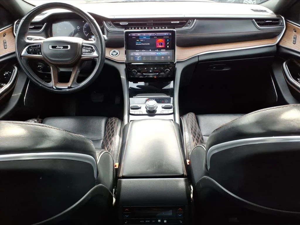 Used 2022 Gray Jeep Summit image 11