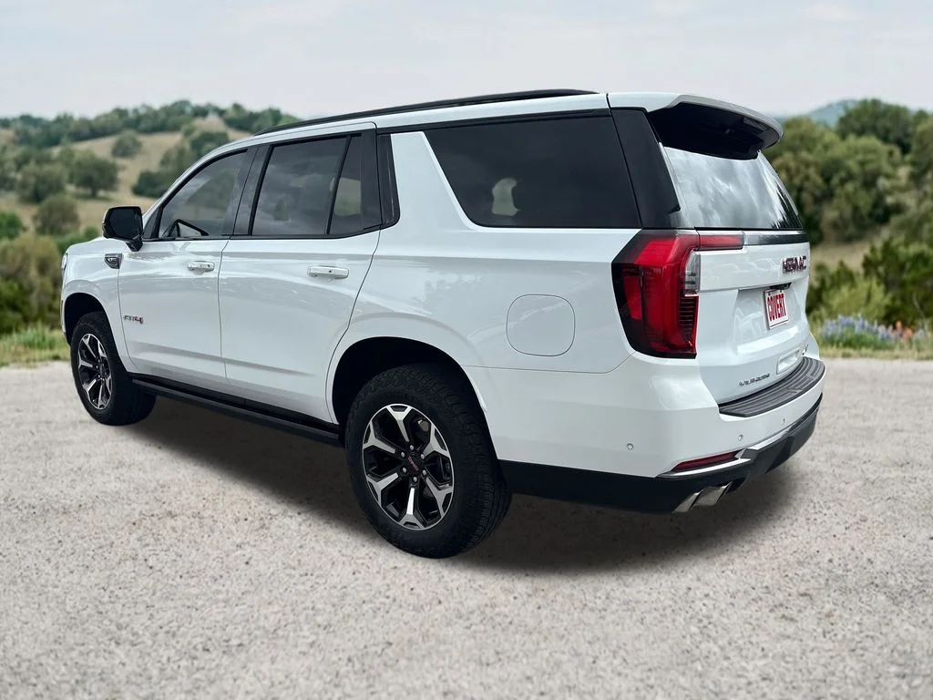 Used 2025 White GMC AT4 image 8
