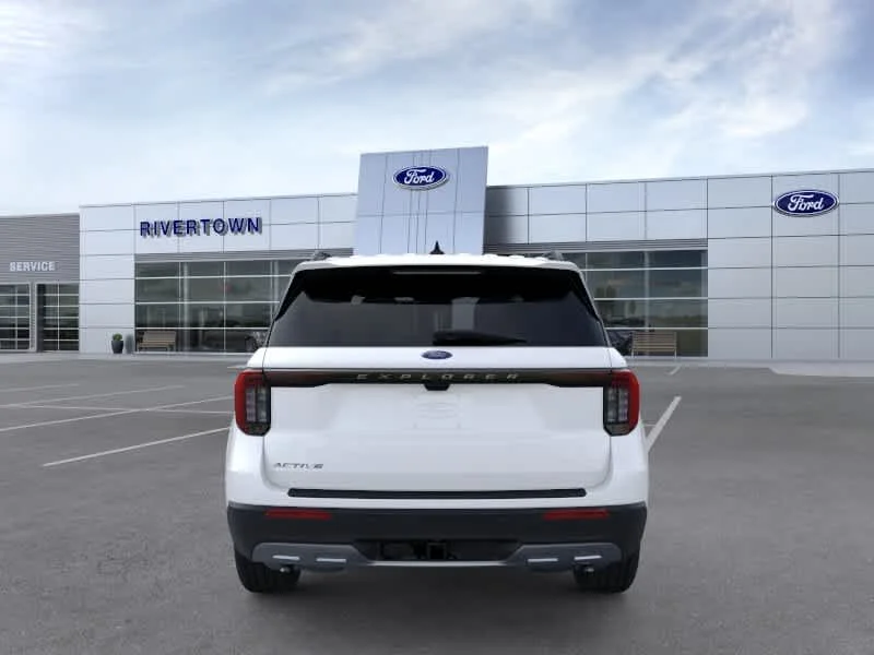 New 2026 Star White Metallic Tri-Coat Ford Active image 5