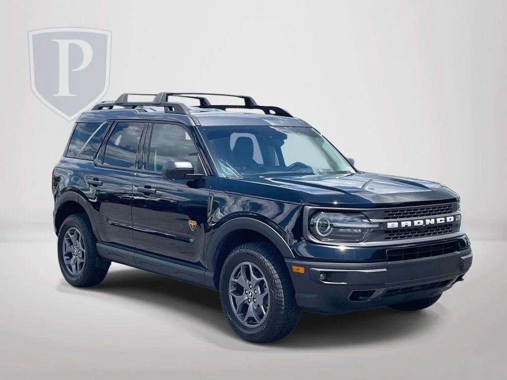 Used 2023 Black Ford Badlands image 2