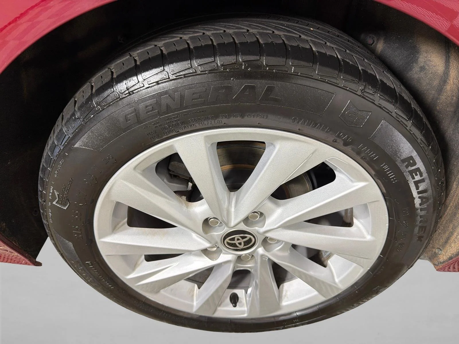 Used 2022 Red Toyota LE image 17