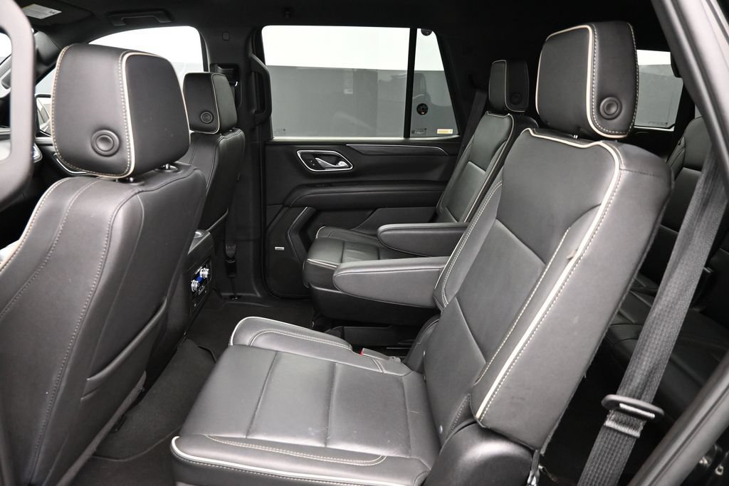 Used 2024 Black GMC SLT image 14