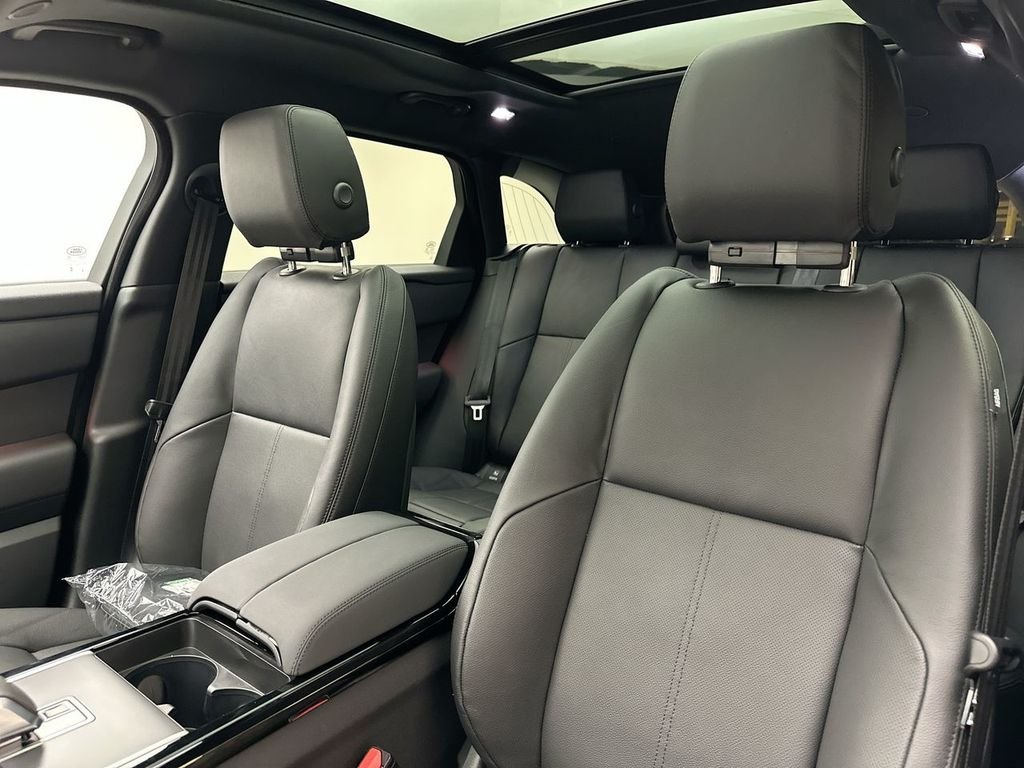 New 2026 Fuji White Land Rover S image 10