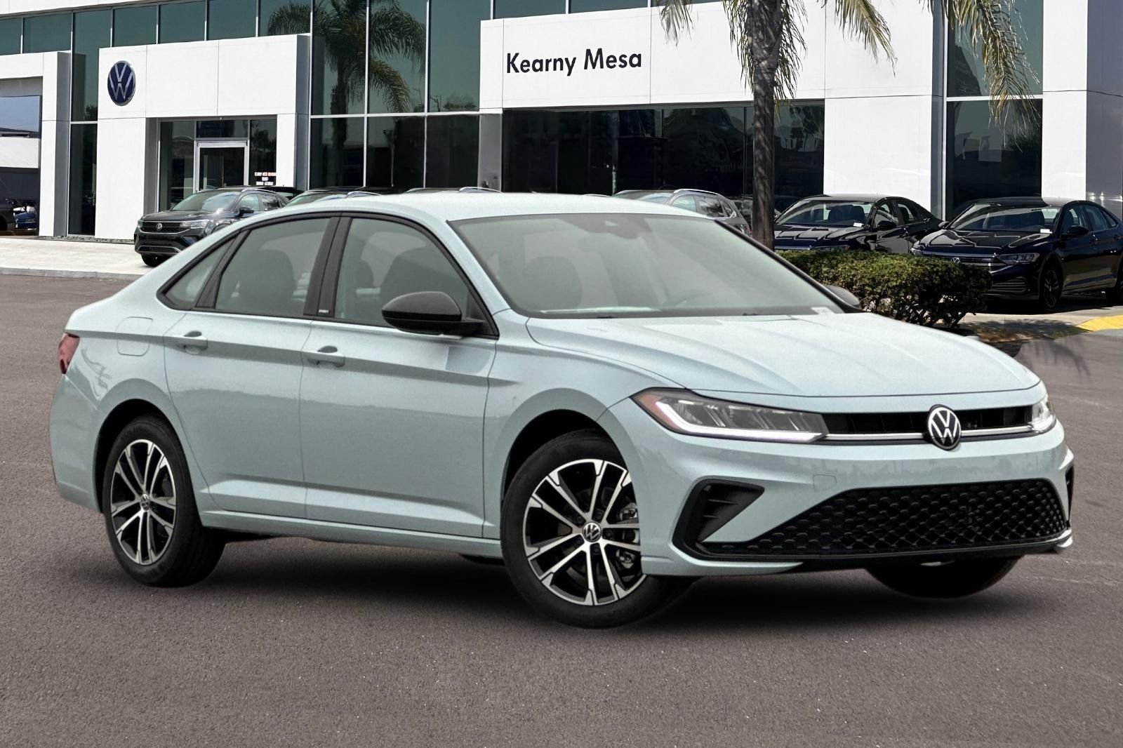 New 2026  Volkswagen 1.5T Sport image 2
