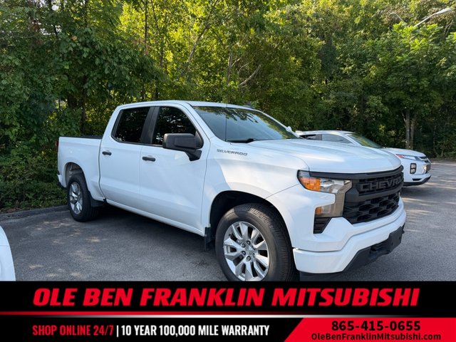 Pre-Owned 2022 Chevrolet Silverado 1500 Custom RWD Crew Cab