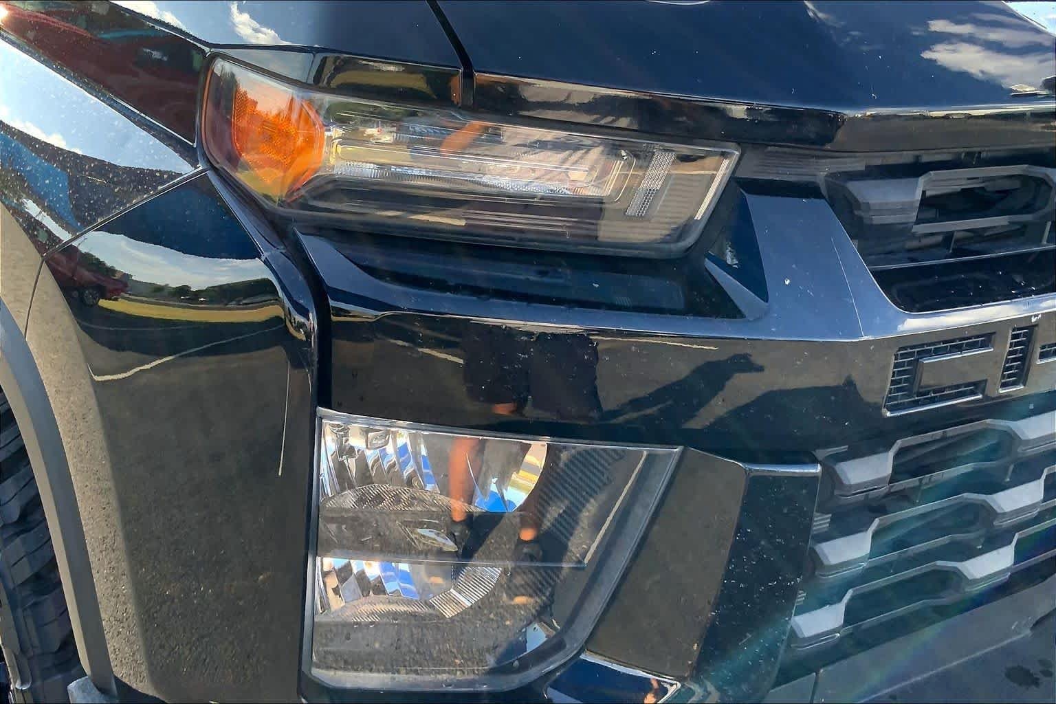 Used 2020 Black Chevrolet Custom image 29