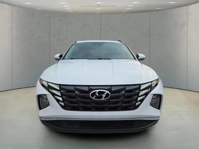 Used 2024 White Pearl Hyundai SEL image 33