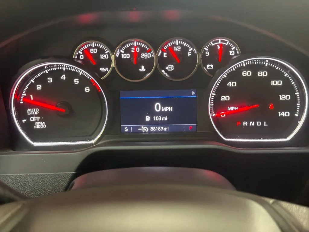 Used 2022 Summit White Chevrolet Custom image 24