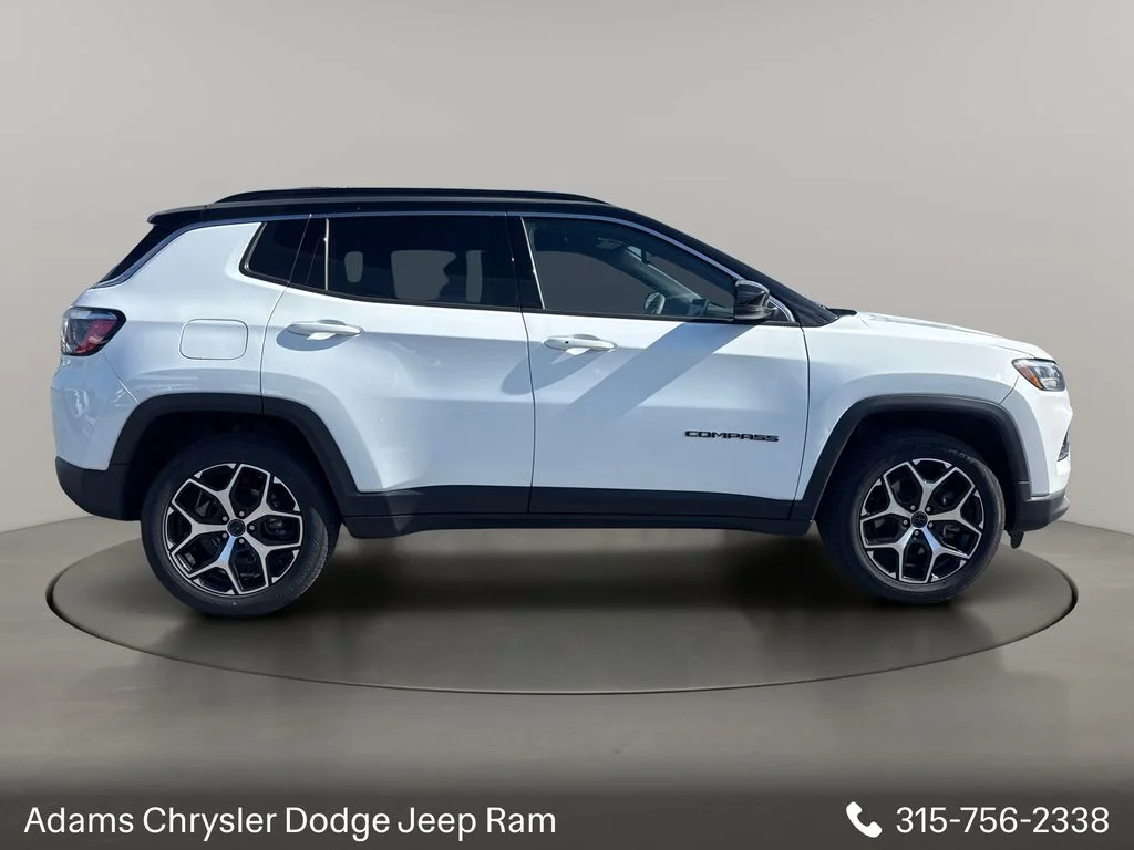 Used 2025 White Jeep Limited image 6
