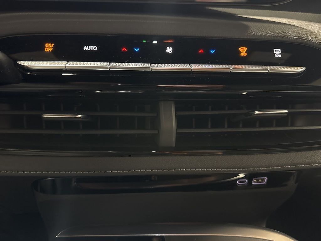 2026 Buick Enclave Sport Touring - Photo 24