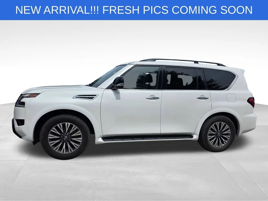 Used 2023 White Nissan SL 2WD image 3