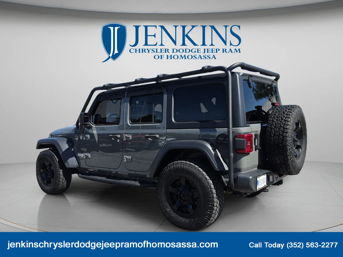 Used 2020 Sting-Gray Clearcoat Jeep Sport S image 8